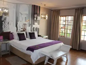 House and Heart Guest House