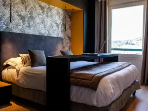 Logis Hotel Restaurant la Tour
