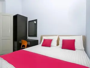 RedDoorz Near Stasiun Lawang