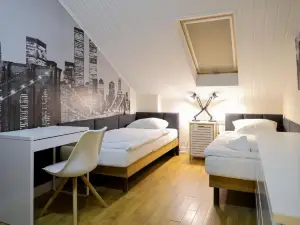 Dworek Różany Hotel & Restauracja