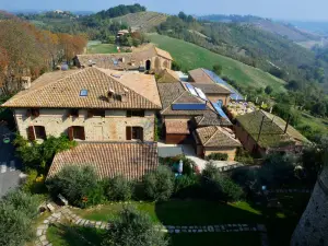 Antico Borgo di Tabiano Castello