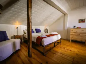 De Pedra e SAL Hostel & Suites
