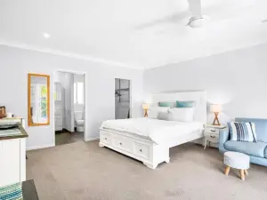 Palm Cove Studio Apartments