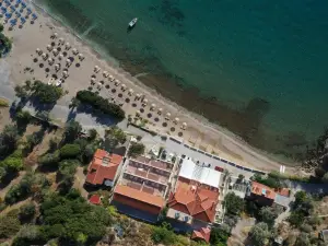 Nereides Seaside Apartments