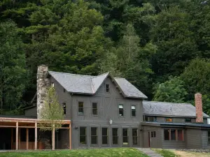 Little Cat Lodge