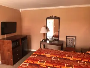 Budget Inn - New Albany