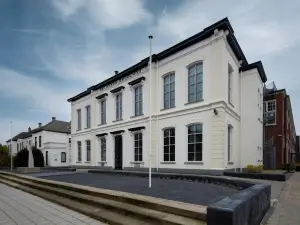 Oldschool Hotel