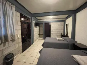 Hotel Camino Viejo