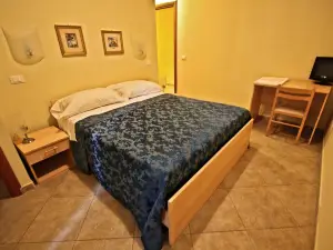 Il Cantinone Rooms