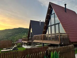 UkhutiEcoHouse
