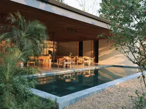 Va Riverside Retreat