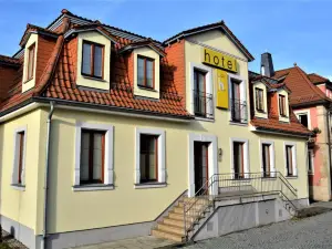 이코노미 호텔 크로나흐