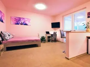 Nika Beds