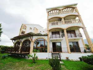 Topset Hotel