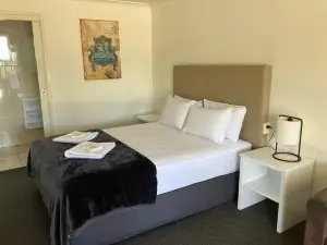 Porky's Motel Rockhampton