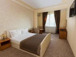 Zornica Hotel