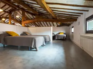 Hostel.B