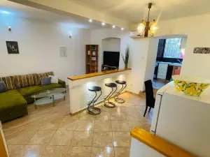 Apartment Dreamy