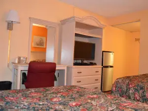 Travelers Inn