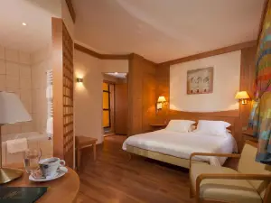 Logis Hôtel de la Tour