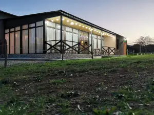 Chateau Ateni Cottages