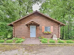Cozy Amish Country Cabin on Shipshewana Lake!