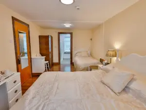 Cawley's Guesthouse