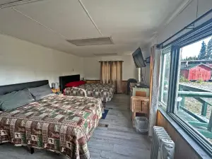 Uncle Nicolai's Inn B&B