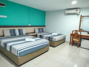 G Star Hotel