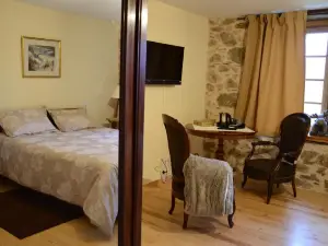 Chambres et Table d'hôtes du Péré