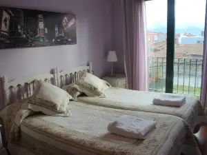 Hostal Maury