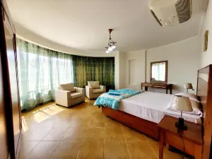 Oasis Marsa Alam