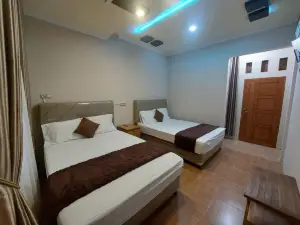 Homestay Banteng Adventure Dieng Mitra RedDoorz