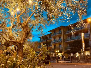 Hotel Drago - Garda Lake Collection