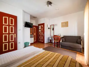 Hotel Sugas