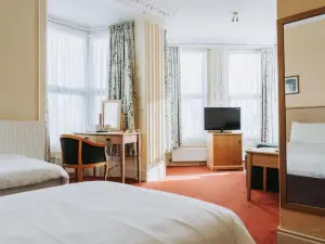 Welbeck Hotel & Apartments