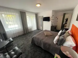 Canpol-Jull's Art Hotel