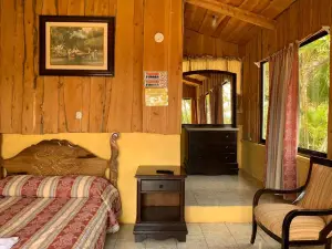 Hotel Palenque Tarrazu