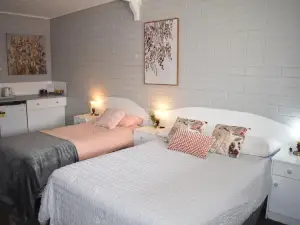 Peterborough Motel