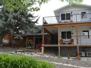 Dogwood Bed & Breakfast