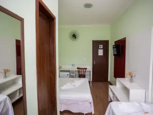 Hotel Bandeirantes