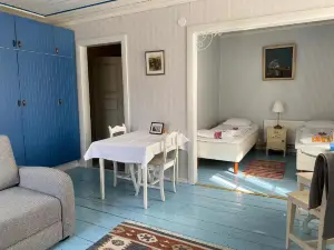 Krepelin Apartments
