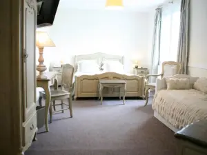 Cit'Hotel la Villa Julia