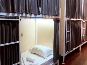 Orom Hostel