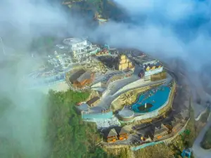 Heaven Gate Hotel O Quy Ho