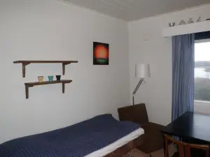Ceracon Inn