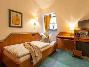 Das Hotel Büttner - Im Herzen von Schneeberg