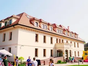 Hradná stráž Hotel&Apartments s privátnym Wellness