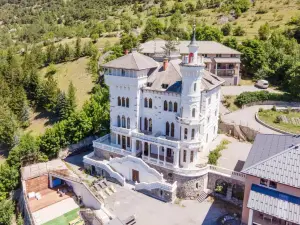 Résidence Château des Magnans by Nevesol
