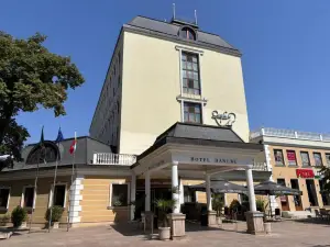 Danube Hotel & Spa
